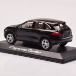 Porsche Cayenne 92A Turbo Melns Minichamps 1:43 - image 3 of 4