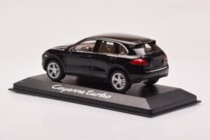 Porsche Cayenne 92A Turbo Melns Minichamps 1:43 WAP0200050B Metāls — attēls 3 no 4