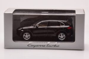 Porsche Cayenne 92A Turbo Melns Minichamps 1:43 WAP0200050B Metāls — attēls 4 no 4