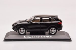 Porsche Cayenne 92A Turbo Melns Minichamps 1:43