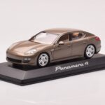 Porsche Panamera 970 4 Bēšs Metālisks Minichamps 1:43 - image 2 of 4