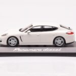 Porsche Panamera 970 Diesel Carrara Balts Minichamps 1:43