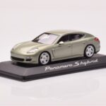Porsche Panamera 970 S Hybrid Critall Zaļš Minichamps 1:43 - image 2 of 4