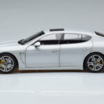 Porsche Panamera 970 Turbo Sudrabs Norev 1:18 - image 4 of 7