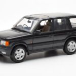 Range Rover P38 4.6 HSE Melns Metaliks AUTOart 1:18