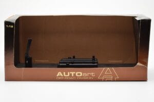 Range Rover P38 4.6 HSE Melns Metaliks AUTOart 1:18 70017 Metāls — attēls 3 no 9