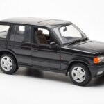 Range Rover P38 4.6 HSE Melns Metaliks AUTOart 1:18 - image 7 of 9