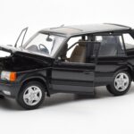 Range Rover P38 4.6 HSE Melns Metaliks AUTOart 1:18 - image 9 of 9