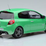 Renault Clio 3 RS Zaļš Otto 1:18 - image 2 of 6