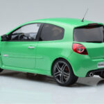 Renault Clio 3 RS Zaļš Otto 1:18 - image 5 of 6