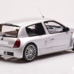 Renault Clio V6 Phase 1 Sudrabs Otto 1:18 - image 2 of 6