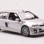 Renault Clio V6 Phase 1 Sudrabs Otto 1:18 - image 4 of 6