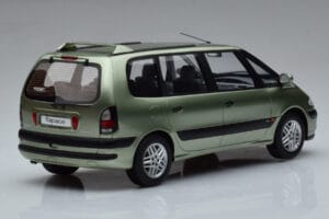 Renault Espace 3 Zaļš Otto 1:18 OT430 Sveķi — attēls 2 no 6