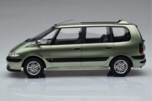 Renault Espace 3 Zaļš Otto 1:18 OT430 Sveķi — attēls 3 no 6