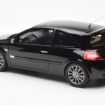 Renault Megane 2 RS Phase 2 Melns Otto 1:18 - image 5 of 6