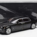 Rolls-Royce Phantom VII EWB Diamond Melns Kyosho 1:18 - image 8 of 8