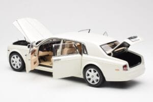 Rolls-Royce Phantom VII EWB English Balts Kyosho 1:18 08841EW2 Metāls — attēls 5 no 8