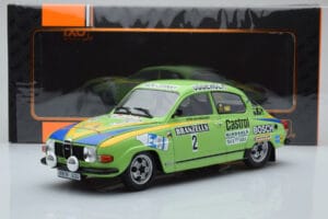 Saab 96 V4 #2 S. Blomqvist / H. Sylvan Rally Sweden 1976 IXO 1:18 18RMC085B Metāls — attēls 6 no 6