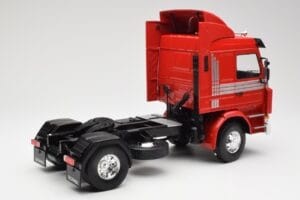Scania 143M 470 Topline Sarkans MCG 1:18 MCG18142 Metāls — attēls 3 no 8