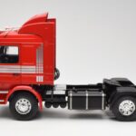 Scania 143M 470 Topline Sarkans MCG 1:18 - image 4 of 8