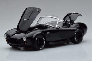 Shelby Cobra 427 S/C Melns Kyosho 1:18 08048BK Metāls — attēls 2 no 9
