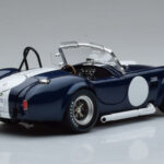 Shelby Cobra 427 S/C Tumši Zils Kyosho 1:18 - image 3 of 9