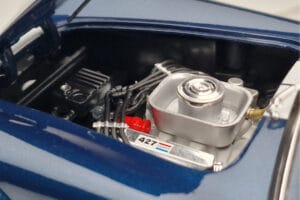 Shelby Cobra 427 S/C Tumši Zils Kyosho 1:18 08048DBL Metāls — attēls 8 no 9