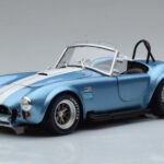 Shelby Cobra 427 S/C Gaiši Zils Kyosho 1:18