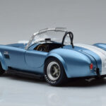 Shelby Cobra 427 S/C Gaiši Zils Kyosho 1:18 - image 6 of 9