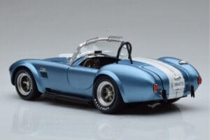 Shelby Cobra 427 S/C Gaiši Zils Kyosho 1:18 08048SBL Metāls — attēls 6 no 9