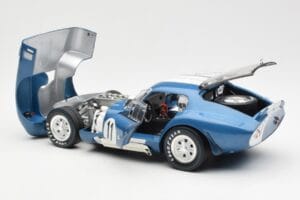 Shelby Daytona Cobra Coupe #11 S. Thompson 24 Hours of Le Mans 1965 CMR 1:18 CMR114 Metāls — attēls 5 no 8