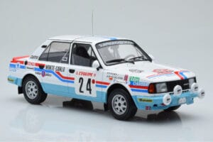 Skoda 130 L Night Version #24 J. Augland Rally Monte Carlo 1987 IXO 1:18 18RMC156 Metāls — attēls 4 no 6