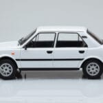 Skoda 130 L Balts IXO 1:18 - image 3 of 6