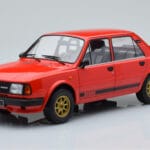 Skoda 130 LR Sarkans IXO 1:18