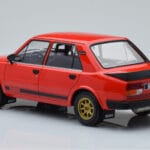 Skoda 130 LR Sarkans IXO 1:18 - image 5 of 6