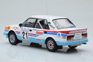 Skoda 130 LR #21 L. Krecek / B. Motl Rally Acropolis 1986 IXO 1:18 18RMC157A Metāls — attēls 4 no 6