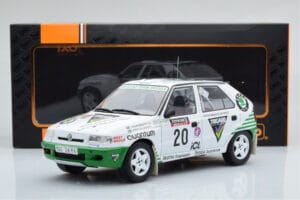 Skoda Felicia #20 S. Blomqvist / B. Cederberg Rally RAC Lombard 1995 IXO 1:18 18RMC147 Metāls — attēls 6 no 6