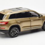 Skoda Kodiaq Zeltains FAW 1:18 - image 3 of 8