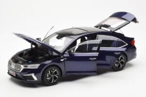 Skoda Octavia Pro Zils FAW 1:18 ZMR000006BLA Metāls — attēls 2 no 8