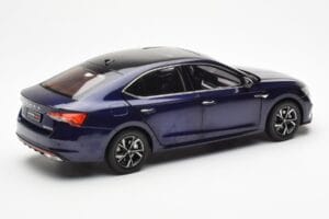 Skoda Octavia Pro Zils FAW 1:18 ZMR000006BLA Metāls — attēls 3 no 8