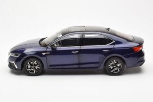 Skoda Octavia Pro Zils FAW 1:18 ZMR000006BLA Metāls — attēls 4 no 8