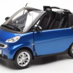 Smart Fortwo 451 Cabrio Zils & Melns Minichamps 1:18 - image 2 of 8