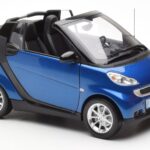 Smart Fortwo 451 Cabrio Zils & Melns Minichamps 1:18 - image 6 of 8