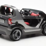 Smart Fortwo Crossblade Kabriolets Sudraba Melns Kyosho 1:18 - image 2 of 6