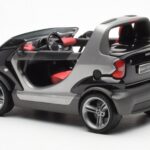 Smart Fortwo Crossblade Kabriolets Sudraba Melns Kyosho 1:18 - image 5 of 6
