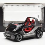 Smart Fortwo Crossblade Kabriolets Sudraba Melns Kyosho 1:18 - image 6 of 6