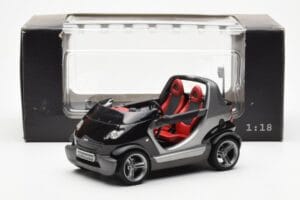 Smart Fortwo Crossblade Kabriolets Sudraba Melns Kyosho 1:18 13440 Metāls — attēls 6 no 6