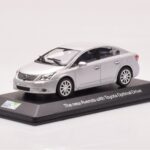 Toyota Avensis T270 Sudrabs Minichamps 1:43 - image 2 of 4