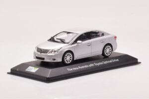 Toyota Avensis T270 Sudrabs Minichamps 1:43 403166903 Metāls — attēls 2 no 4
