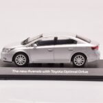 Toyota Avensis T270 Sudrabs Minichamps 1:43